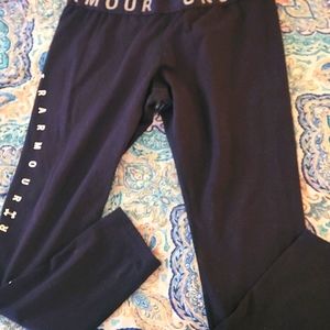 WOMENS UNDER ARMOUR LEGGINGS